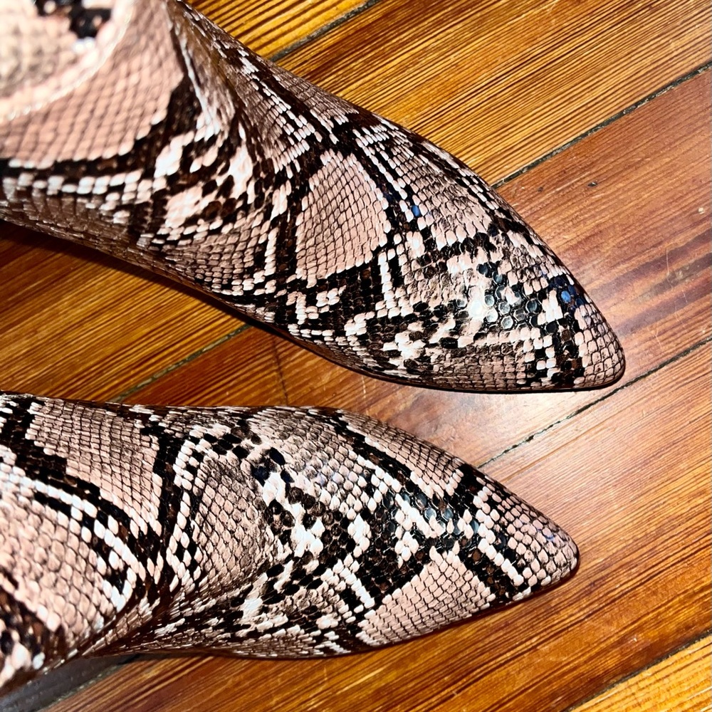 Lulu’s Katari Knee High Snakeskin Boots Tall Faux Leather Reptile Pointed Toe - Picture 7 of 8